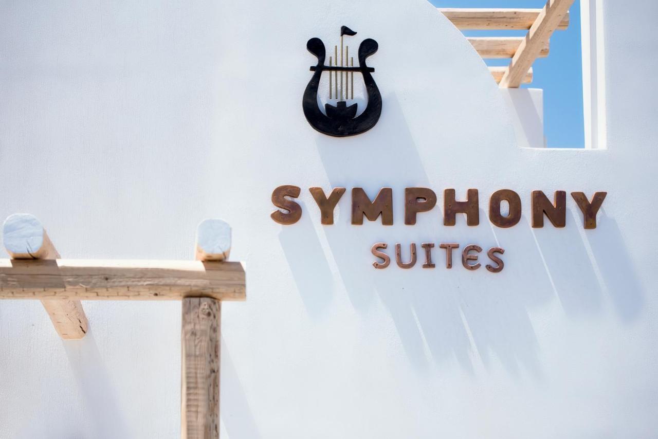 Symphony Suites Santorini Pýrgos Buitenkant foto